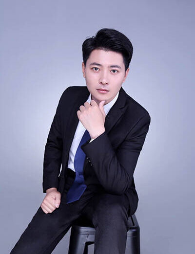 青島設(shè)計(jì)師_鄔忠斌