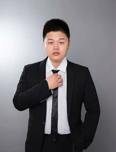 青島設(shè)計師_謝慧林